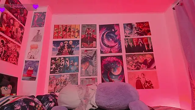 MissCurvyTop webcam