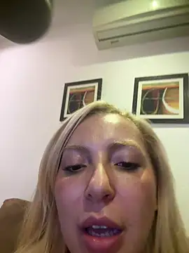 Juuhschmitt 📘 nude cam chat