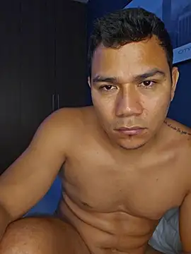 Alejandroxxxof webcam
