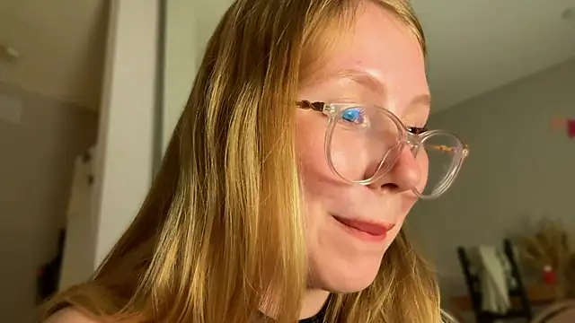 HoneyAudrey webcam