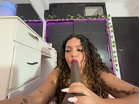 Anitta_bell webcam