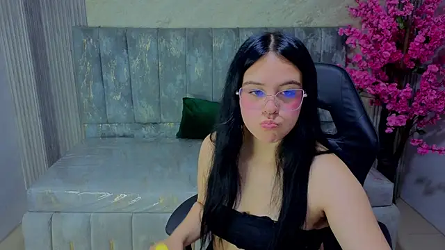 sarita_09_s webcam