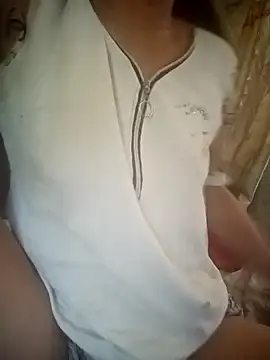 Momo-biki webcam