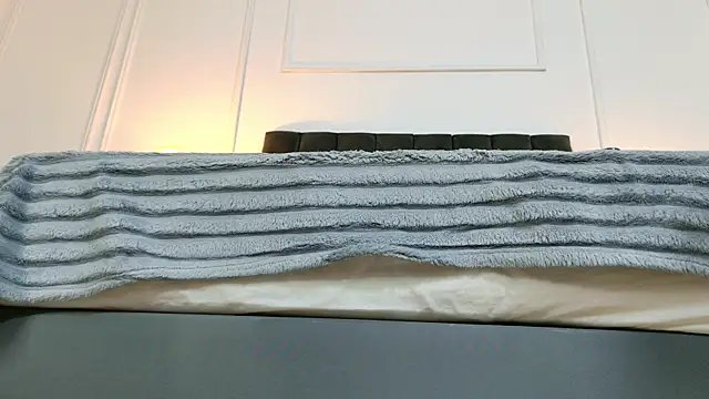 MadisonWilde webcam