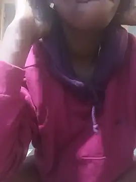Applecute254 webcam