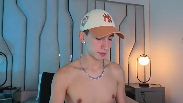 lian_cameron webcam