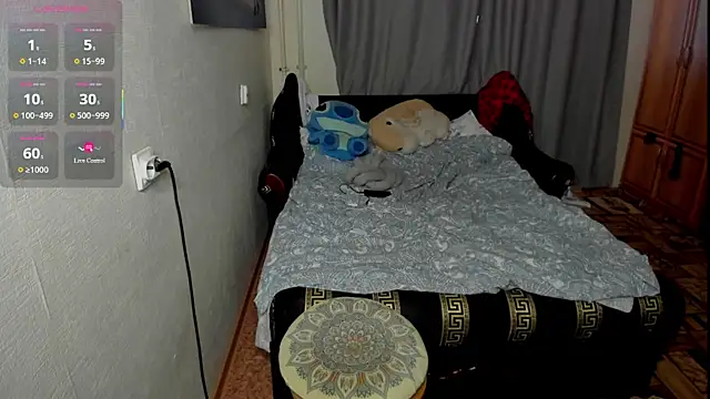 monica__elder webcam