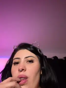 Draculona-666 🌄 live naked stream
