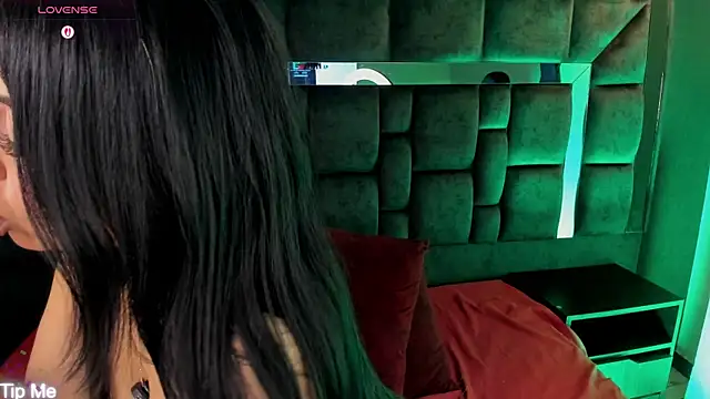 Aniajoness_ webcam