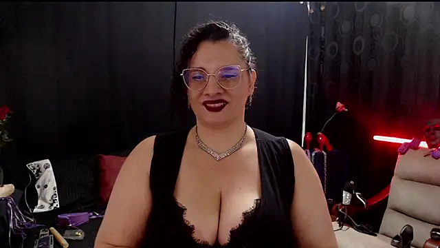 Aleja_Gonzales webcam