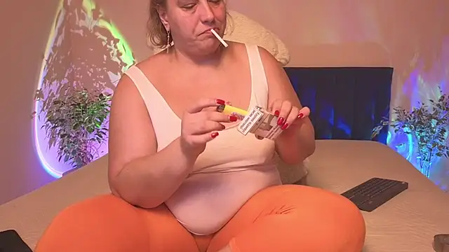 Bbw_Goddes webcam