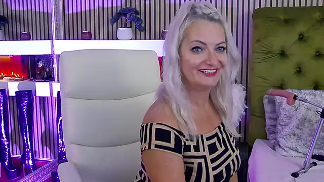 ladytouch (F milf) - 😈Fuck my ASS 🍆BIG dildo🔥