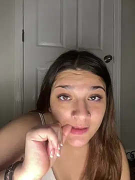 treasurebabii webcam