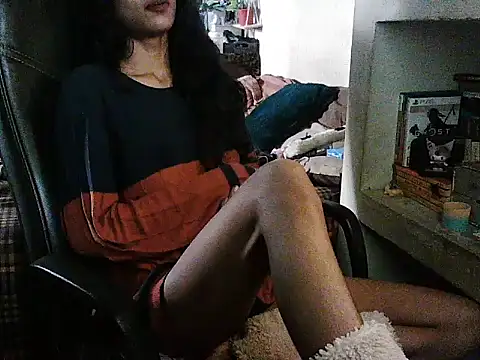 exude_diya webcam