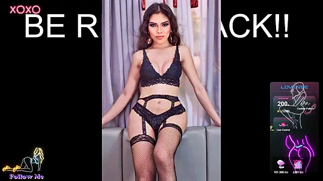 izabella_moore webcam