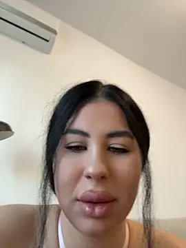 DaianaKimberly webcam