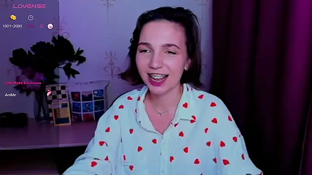 KindHazelHere_ webcam