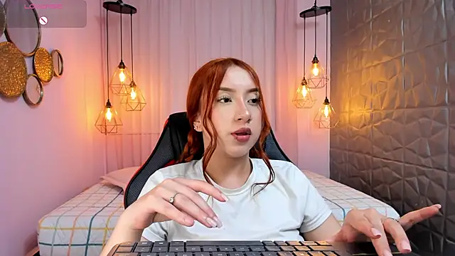 Magic_amberr webcam