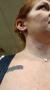 nakedgarbageperson webcam