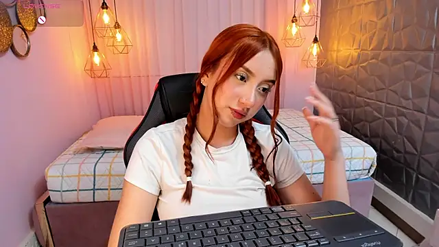 Magic_amberr webcam