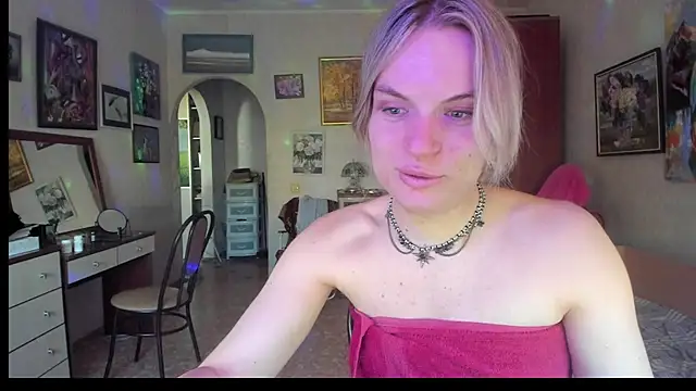 milliKira006 webcam