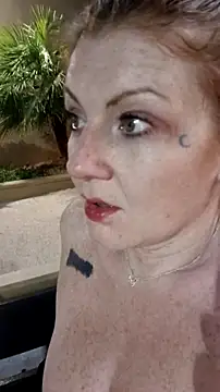 nakedgarbageperson webcam