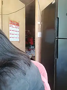 Lovelywoman43 webcam
