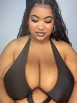 AinaraJimenez live cam on StripChat