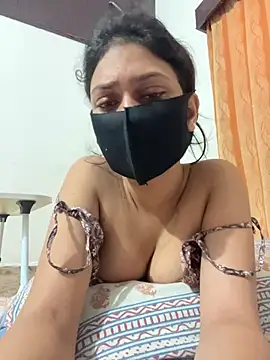 kavyq3791 live cam on StripChat