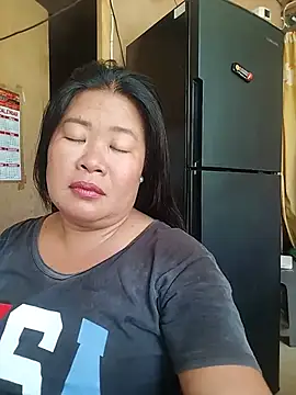 Lovelywoman43 webcam