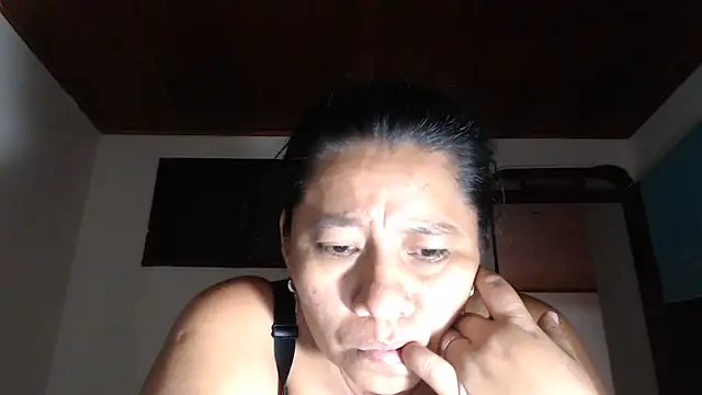adrixxx38 live cam on StripChat