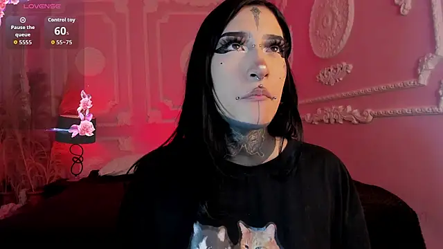 Kat_VonDe webcam