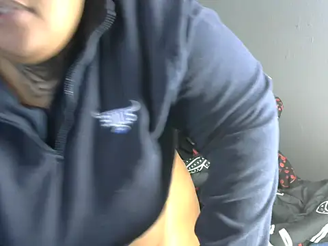 Taraj_thee_thick webcam