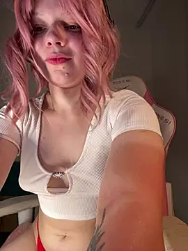 SueNiceeeee webcam
