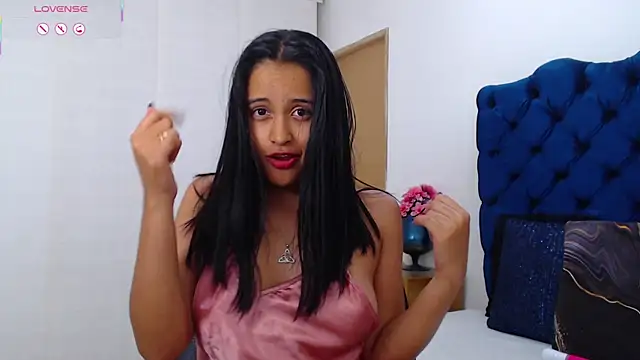 Lili666_ webcam