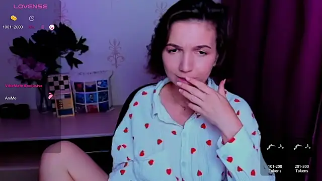 KindHazelHere_ webcam