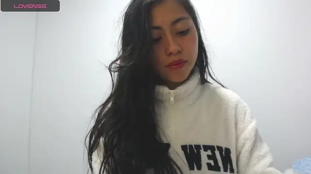 TIFFANNY_KER_M webcam