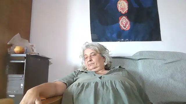 ExquisiteMature webcam