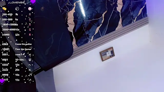 Merlith_Hummer webcam