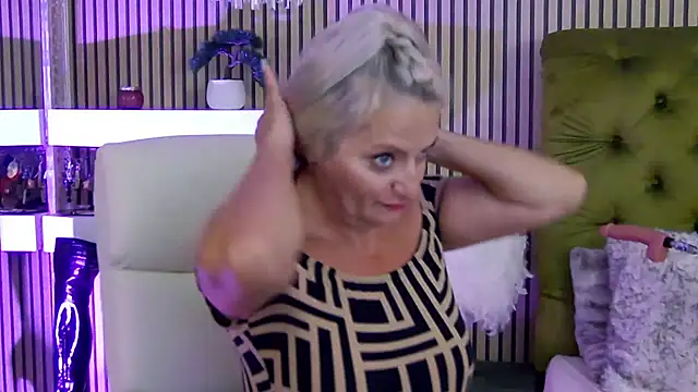 LadyTouch webcam