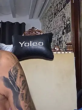 kylie_blck webcam