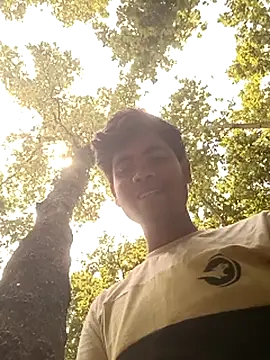 DesiBoy_Live