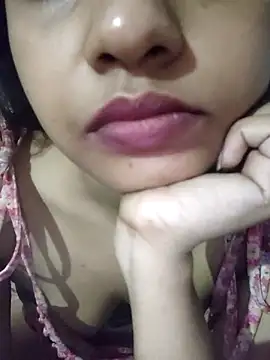 aliza_fendy - ALIZA_FENDY's free webcam - UK Sex Cams