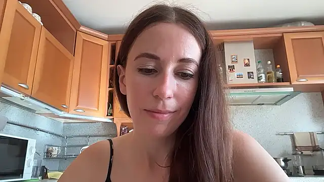 Flamingo_Queen live cam on StripChat