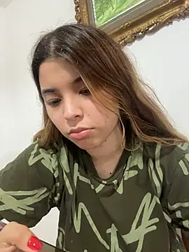 baddieasiantv webcam