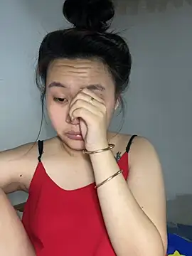 Almira6868 webcam