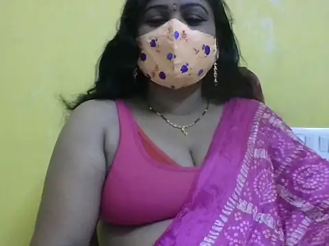 anu-reddyy live cam on StripChat