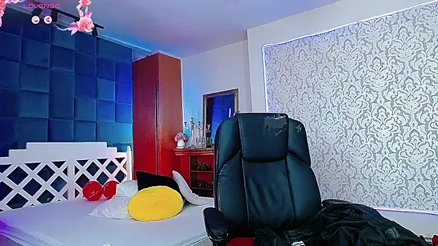 MissKora webcam