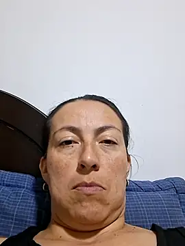 Lauryn_Jones webcam