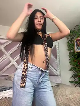 zoe_669 webcam
